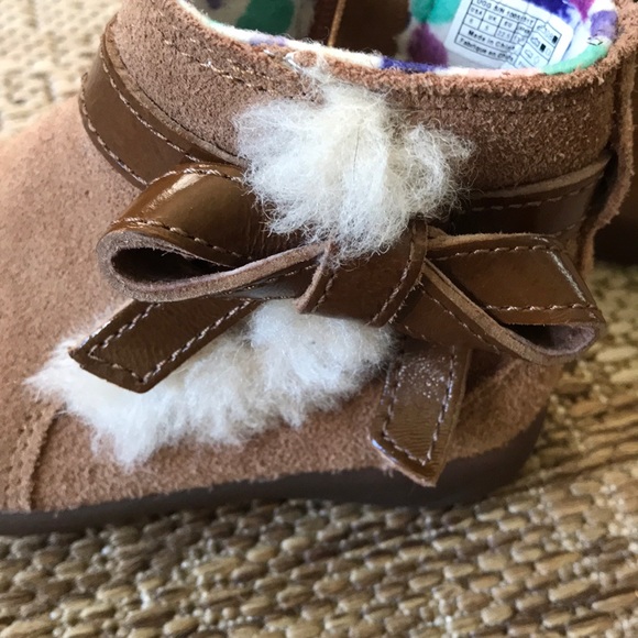 Uggs! - Picture 2 of 5